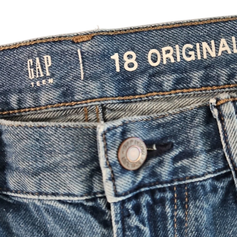 GAP Teen Medium Wash Original Blue Straight Jeans Size 18